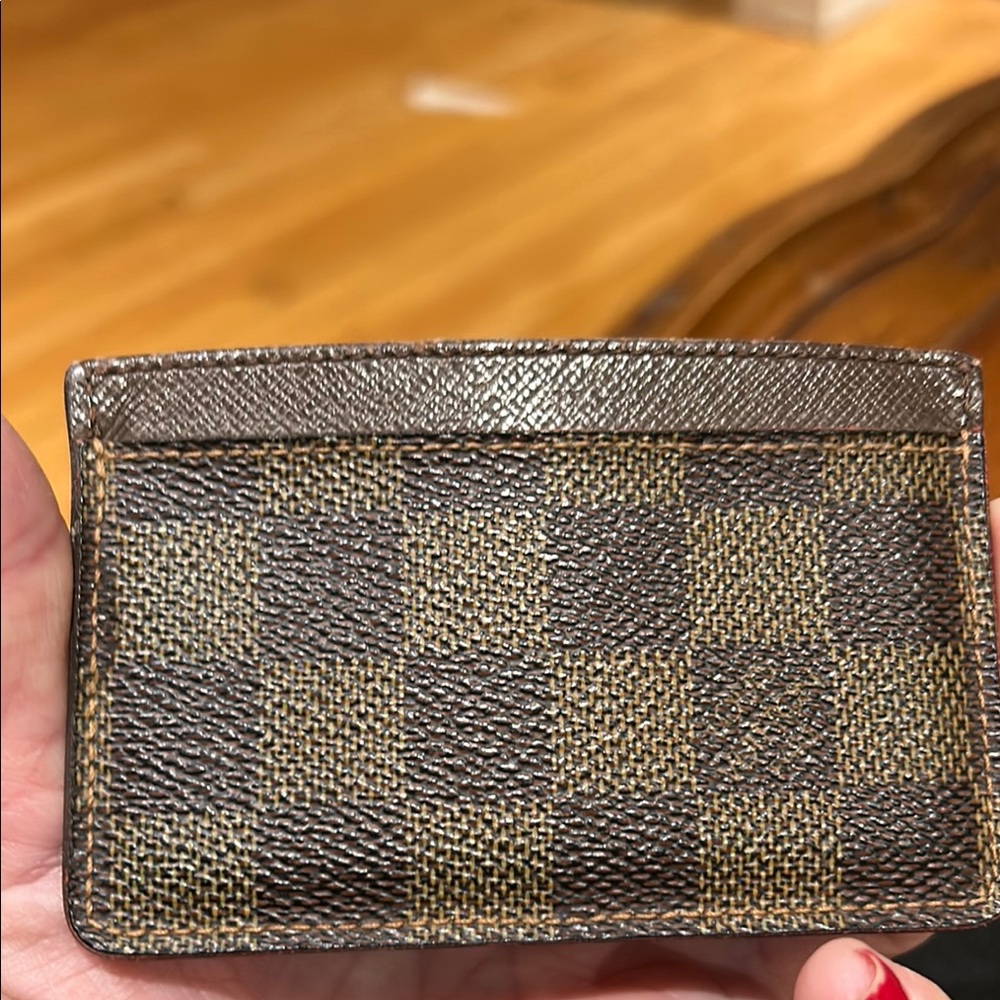 Louis Vuitton Checkered Brown Card Holder - Picture 4 of 4